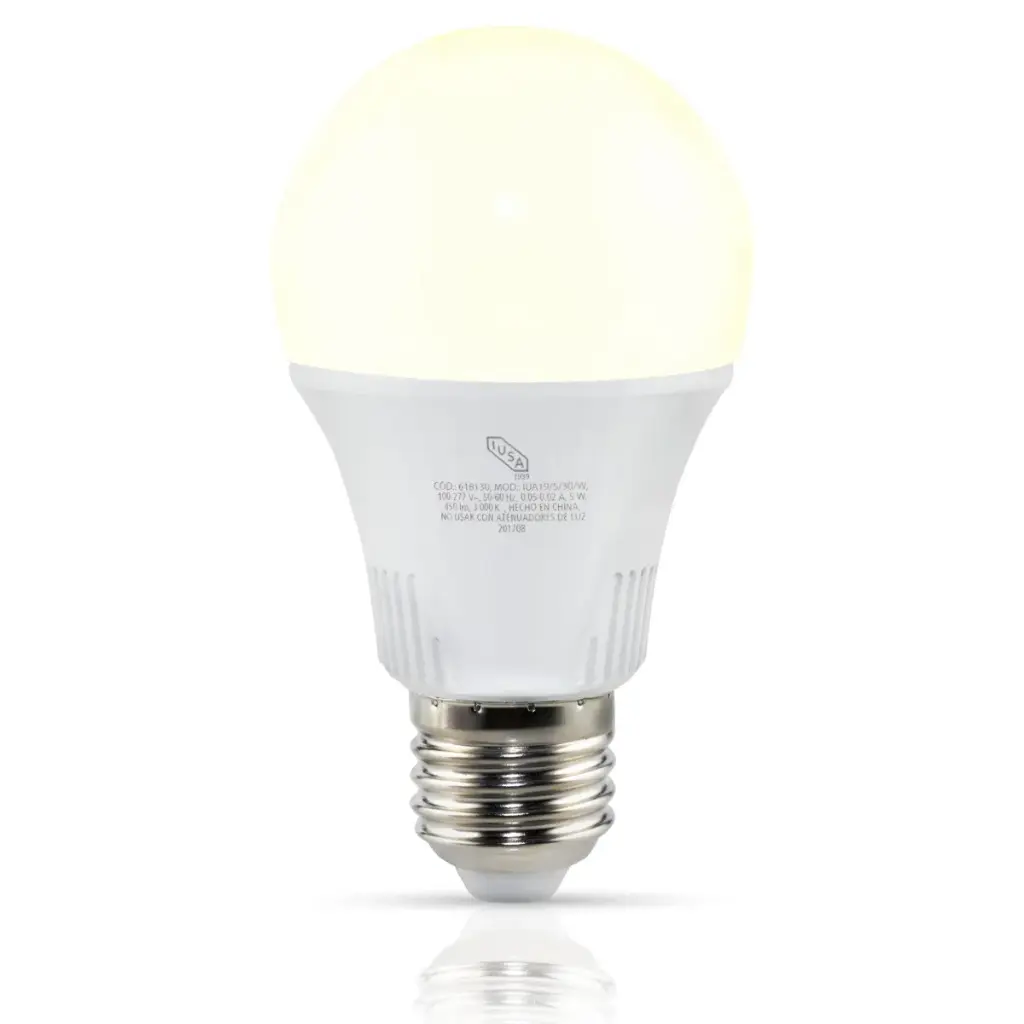 IUSA FOCO RETROFIT A19 9W LUZ CÁLIDA (618311)(E)