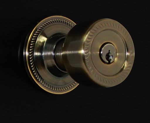 [YACENB85826] CERRADURA YALE NOBEL P/BAÑO NÍQUEL SATINADO (MX85826)